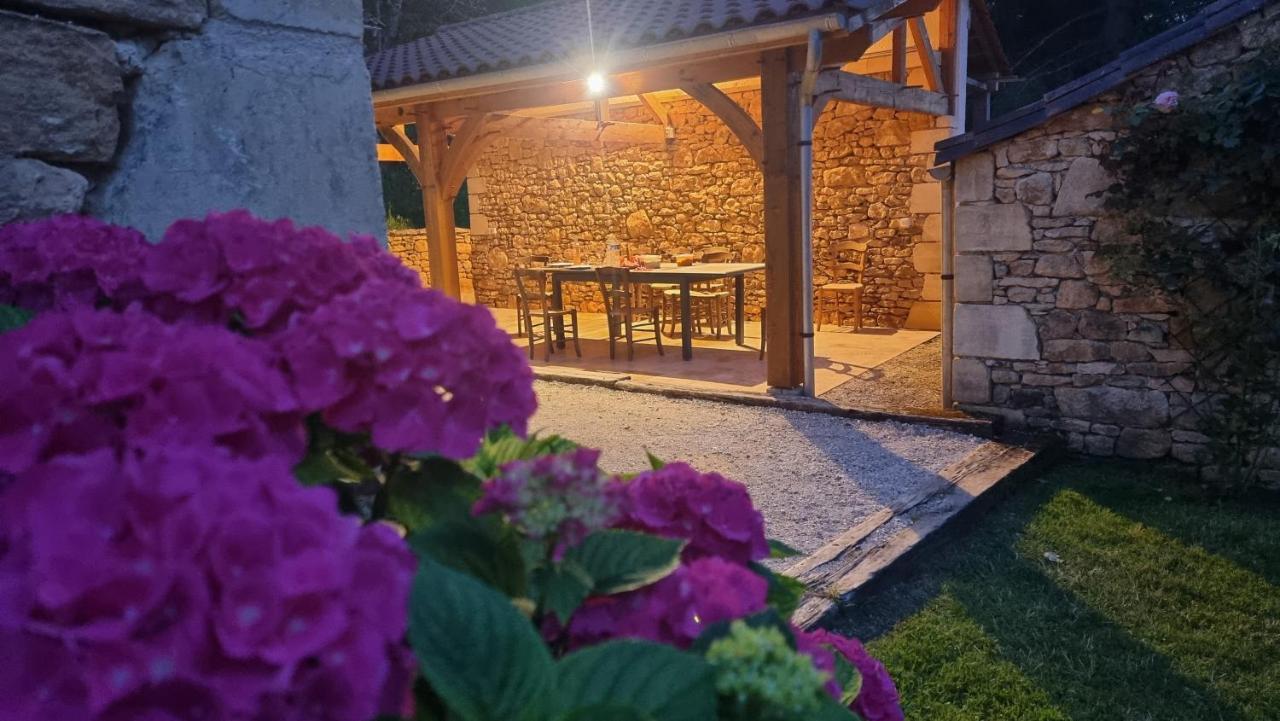 Villa Les Jardins De Raiatea Sarlat-la-Caneda Bagian luar foto